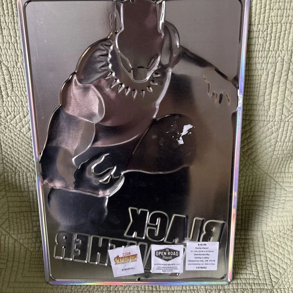 Marvel Black Panther Glossy/Metallic Embossed Tin Sign Wall Decor 13x9